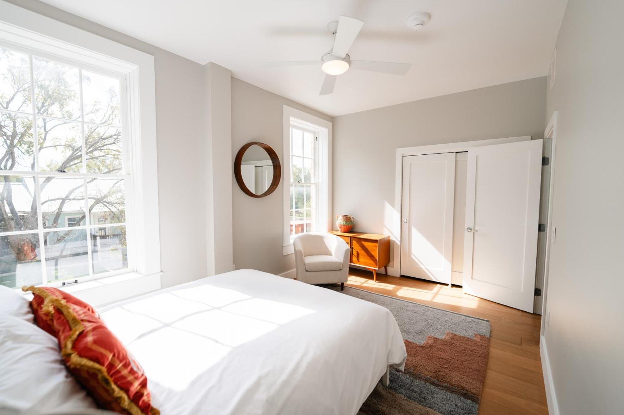 Martindale Western 1924 Luxury Lofts מראה חיצוני תמונה