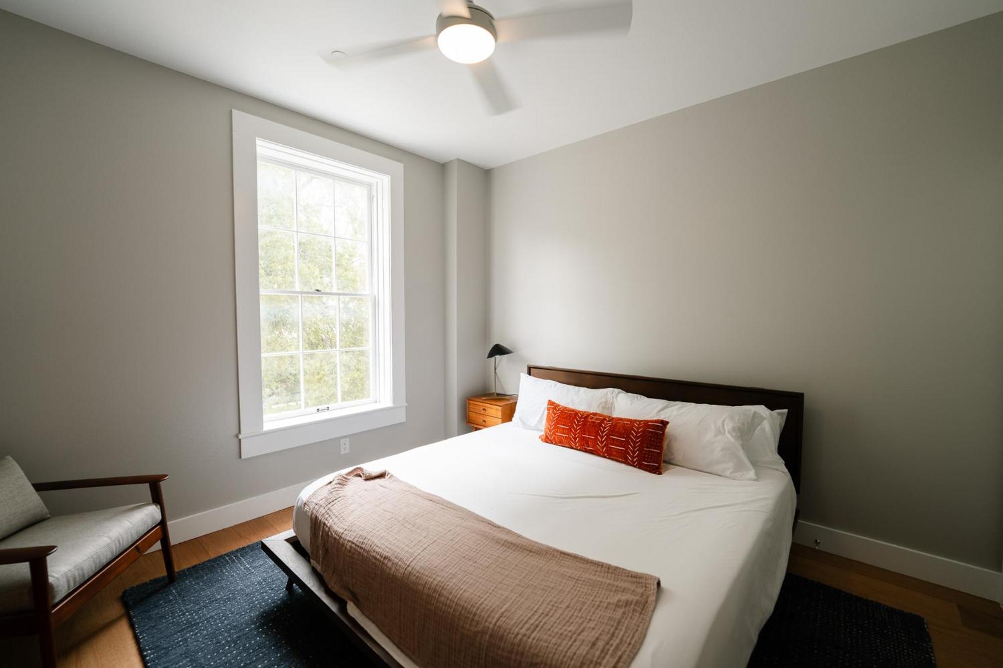 Martindale Western 1924 Luxury Lofts מראה חיצוני תמונה