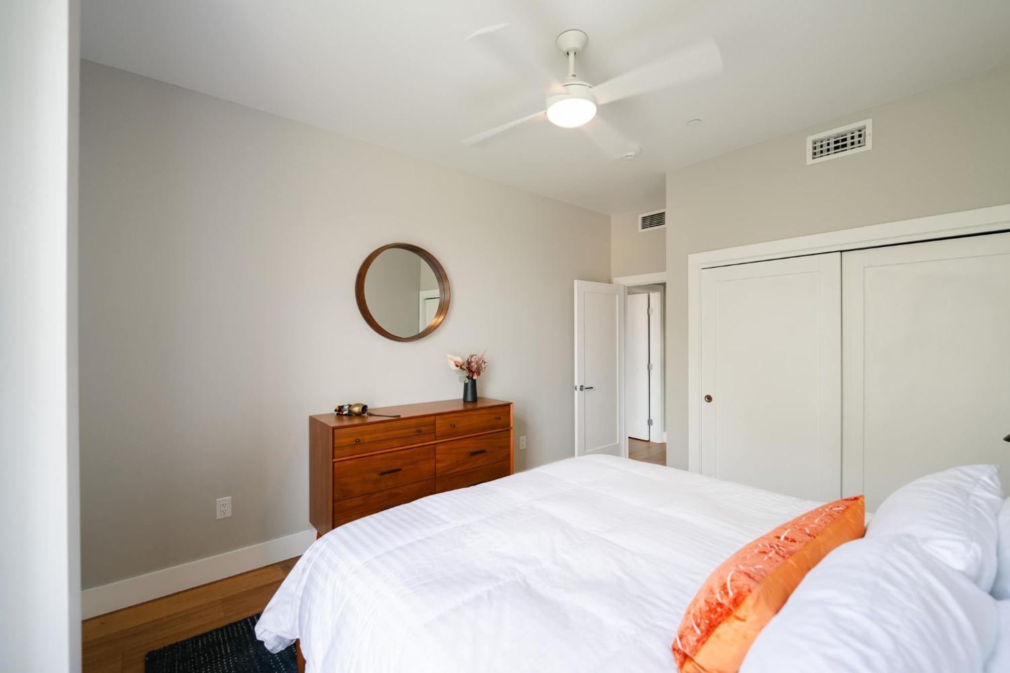 Martindale Western 1924 Luxury Lofts מראה חיצוני תמונה