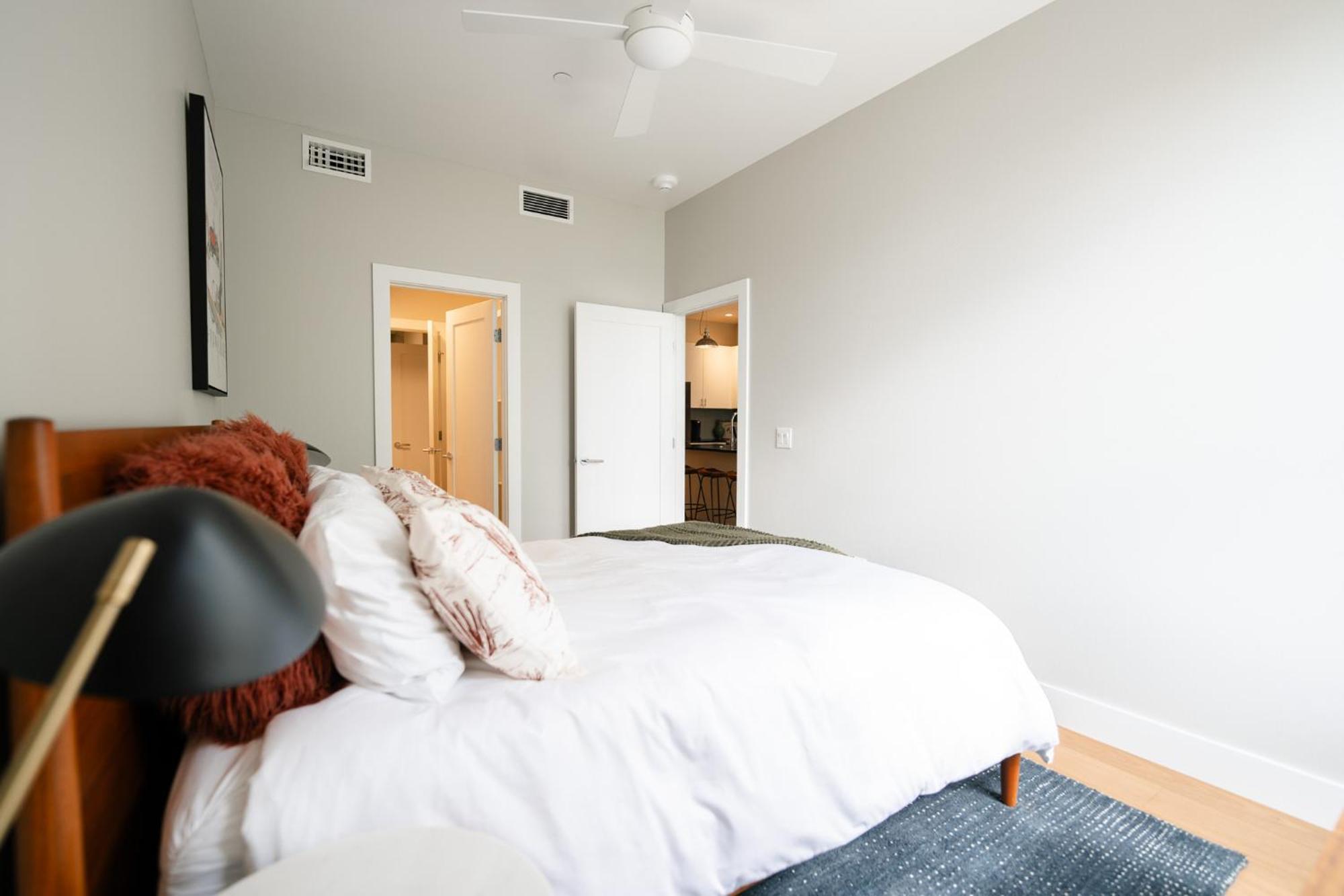 Martindale Western 1924 Luxury Lofts מראה חיצוני תמונה